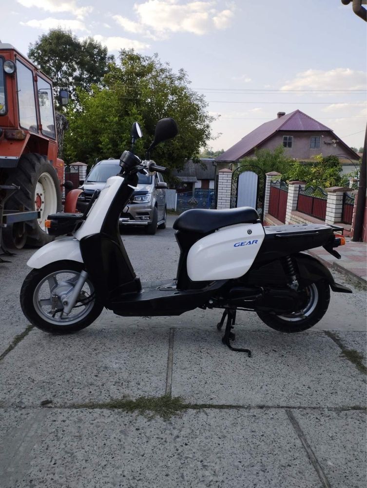 Yamaha gear скутер