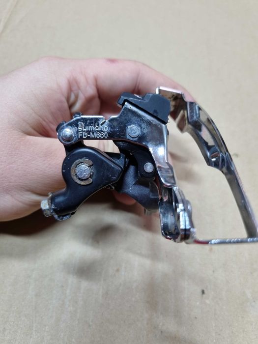 Przerzutka przednia SLX m660 3s