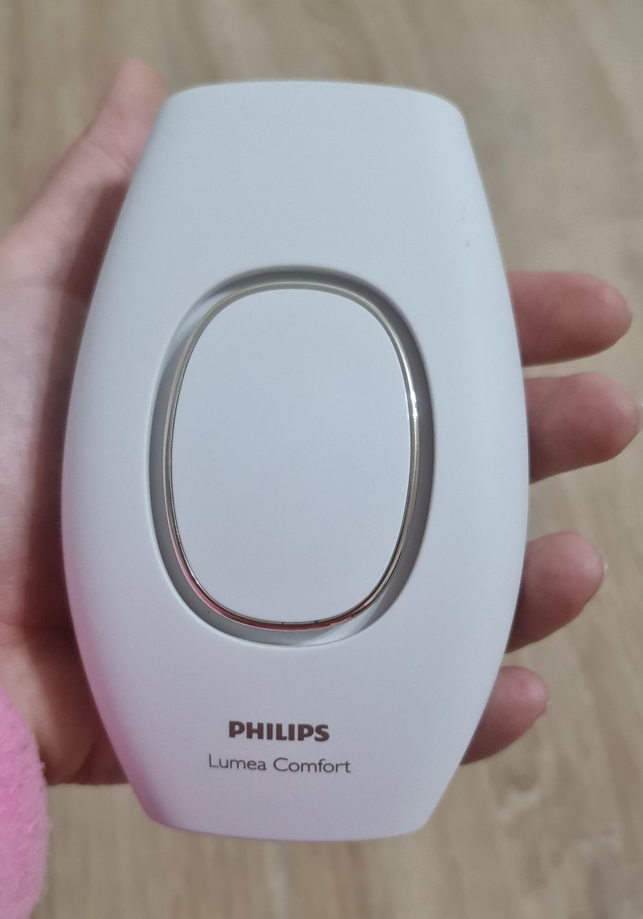 Depiladora de luz pulsada Philips Lumea Comfort 


Philips Lumea Comfo