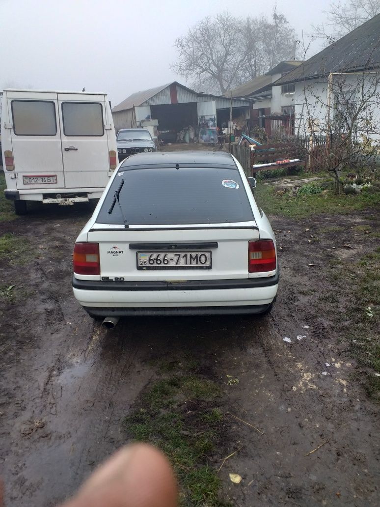 Opel vectra 2.0 1990