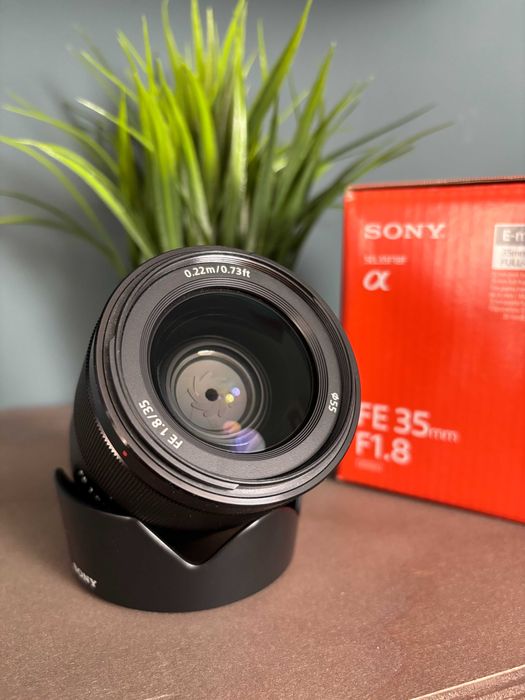 Sony 35mm f1.8 FE