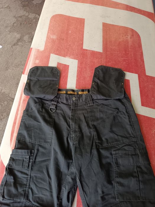 Продам мужские рабочие штаны DeWalt