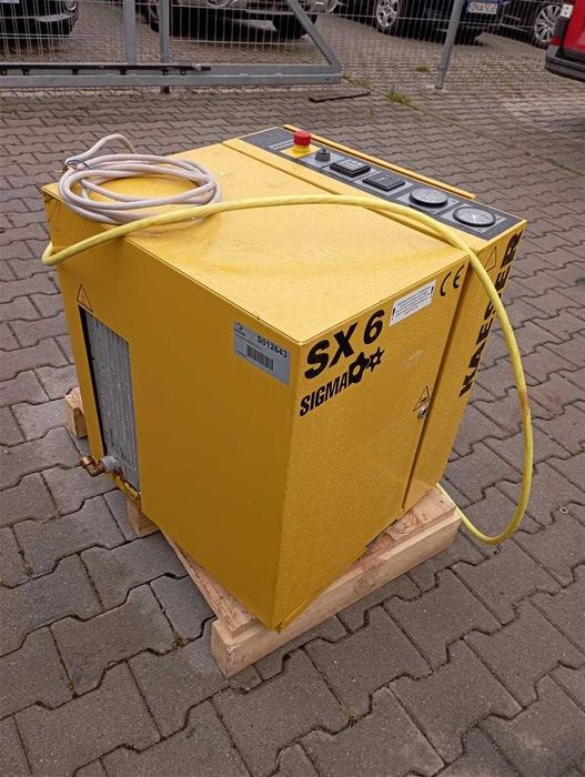 SPRAWNA!!! Sprężarka śrubowa KAESER SX6 4KW 0,75m3/min, S012643