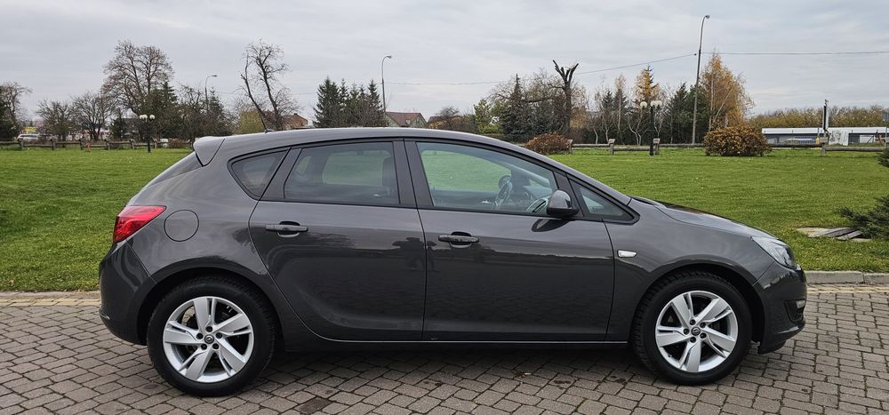 Opel Astra 1.4Turbo 140tyś