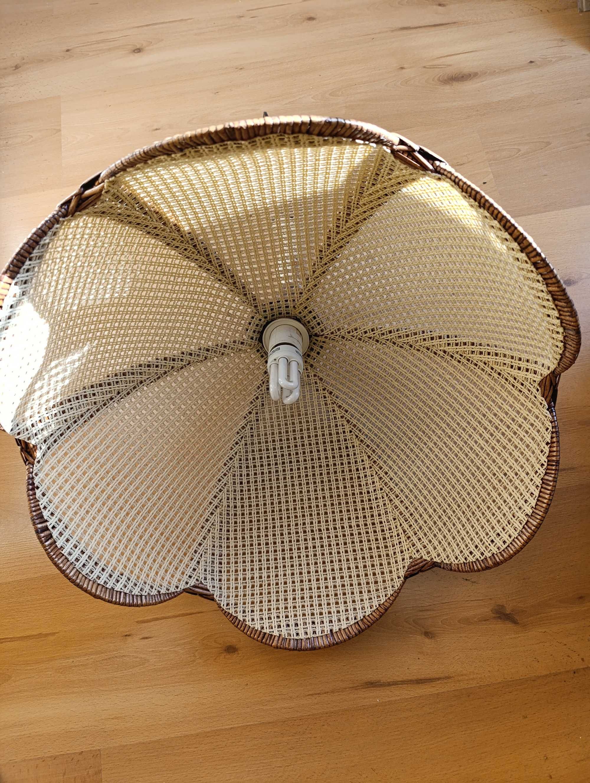 Lampa wiklinowa do kuchni