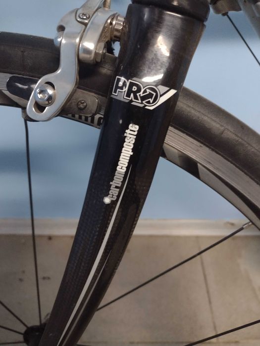 Sportowy rower szosowy SPECIALIZED Sequoia