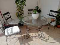 mesa de jardim em ferro e vidro