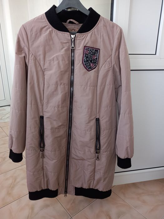 Жіноча подовжена куртка