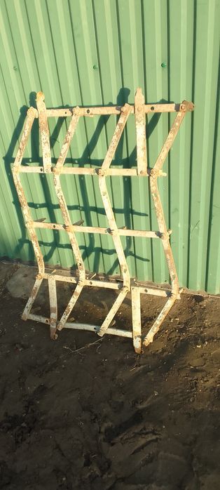 Продам борону на пів тяжку.