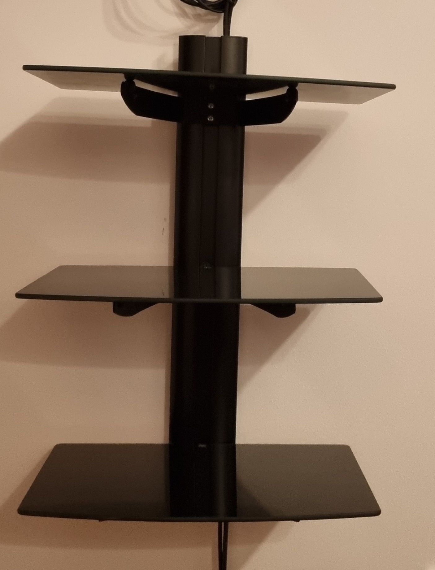 Sprzedam szklana półkę pod telewizor
