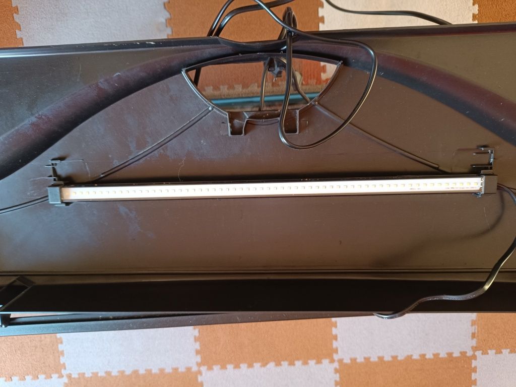 Aquário Ciano Aqua 80 LED com filtro biológico, aquecimento e iluminaç