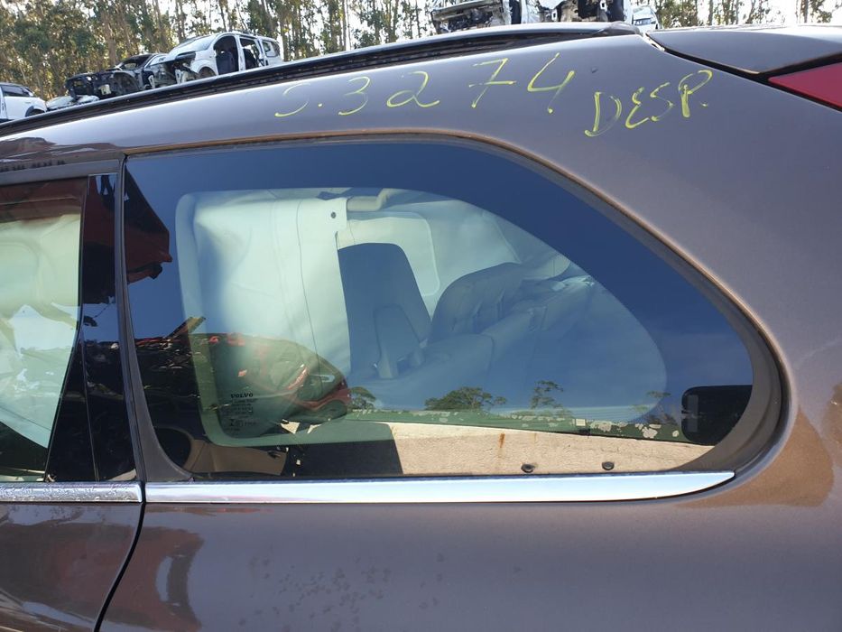 Vidro do painel trás esquerdo VOLVO XC60 I (156)