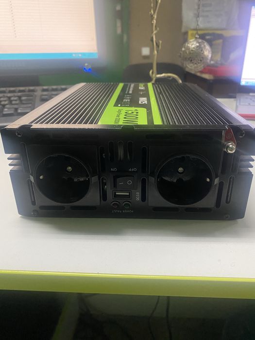 Перетворювач інвертор Green Cell 12V 230B 1500W/3000W