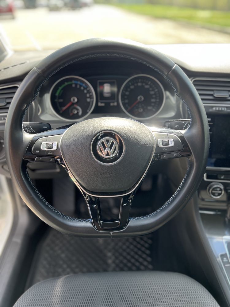 Volkswagen E-golf 2018