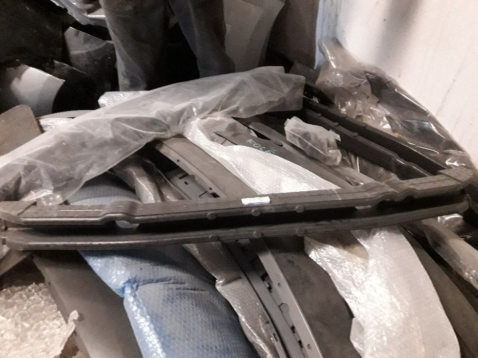 koleos belka zderzaka przód styropian
