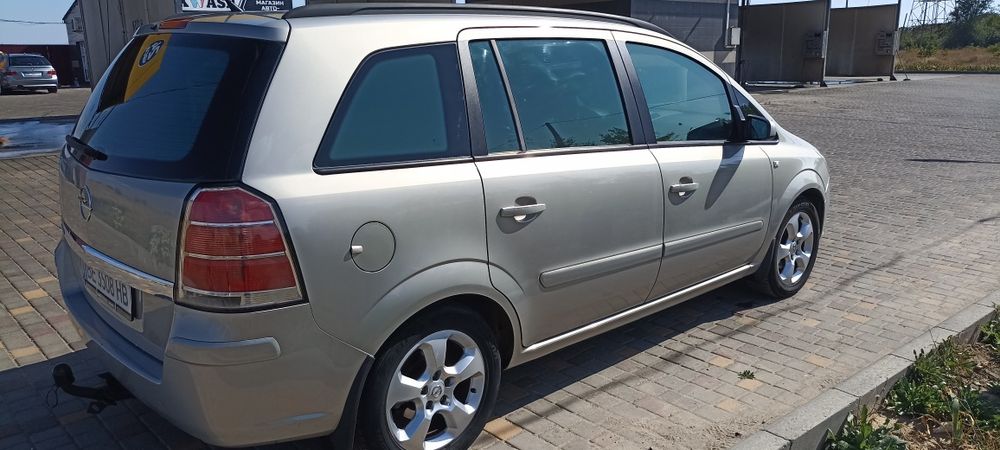 Opel Zafira B 1.6 2005р