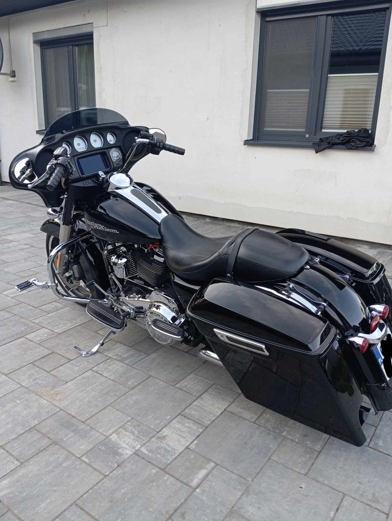 Harley-Davidson touring Street glide FLXH M8 2019