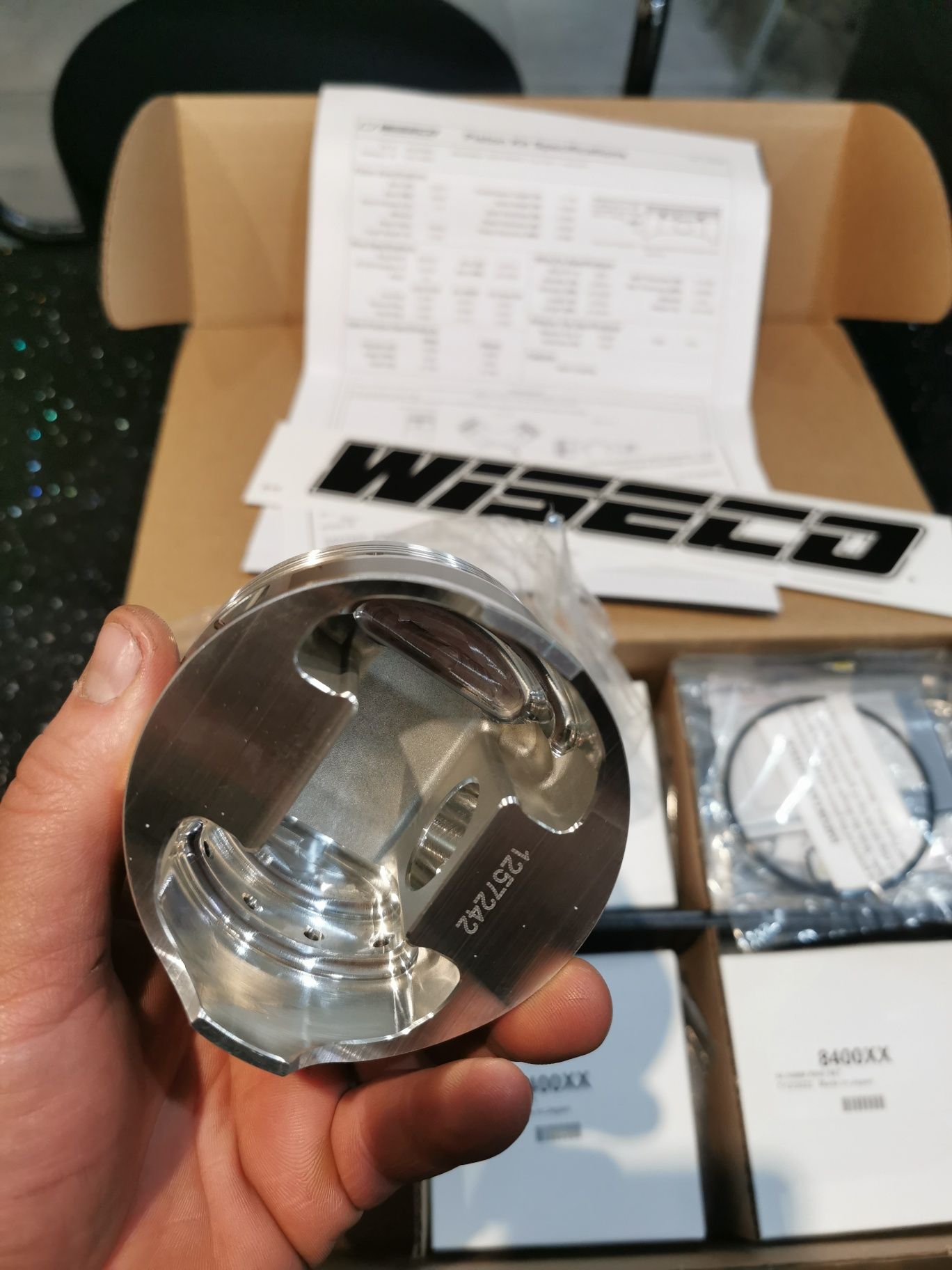 Kute tłoki Wiseco m54b30 Nowe 84.00