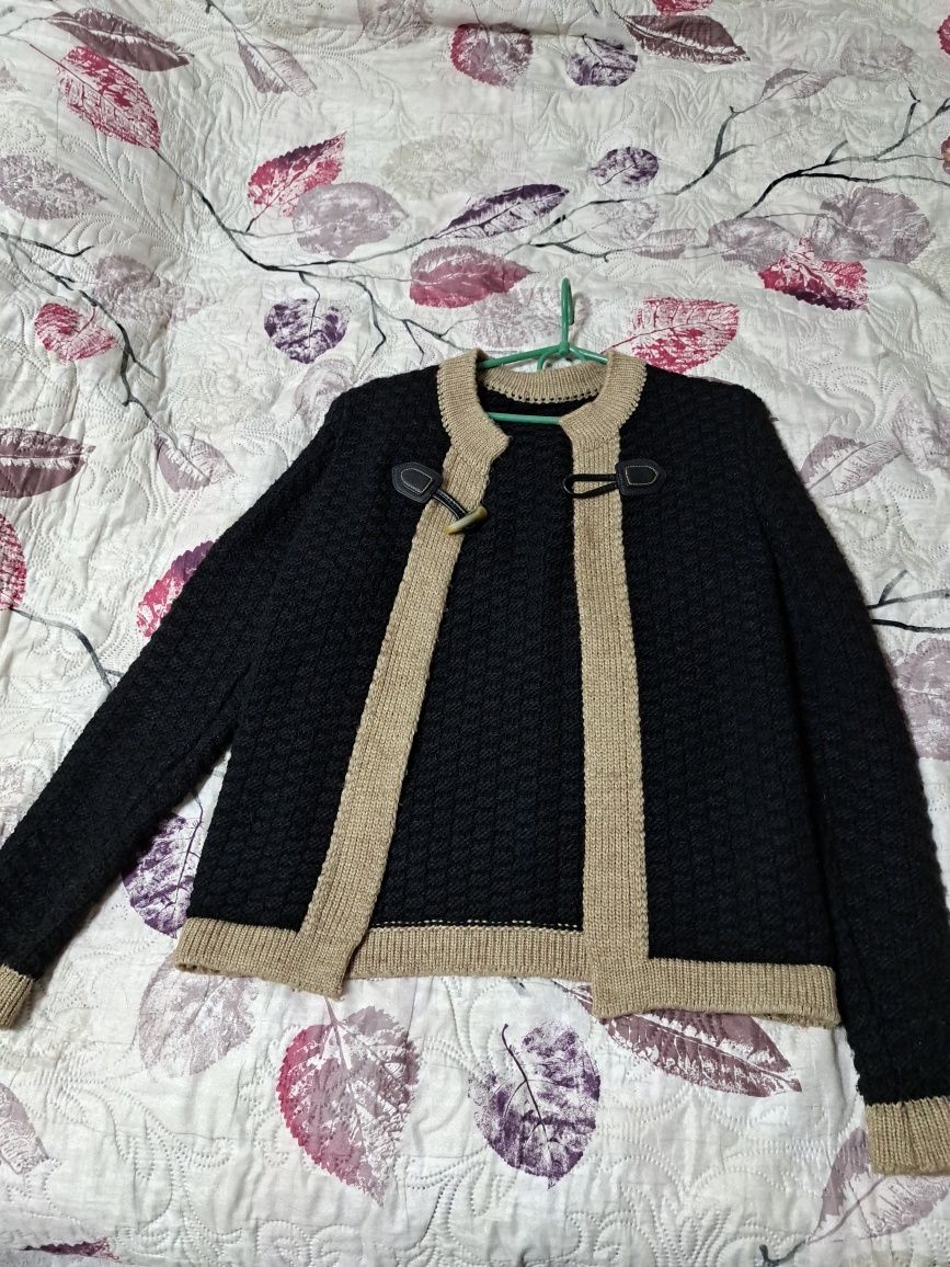 Жіночий одяг, вязаний піджак