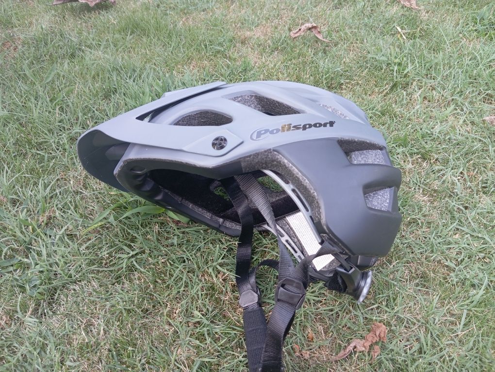 Capacete de enduro Polisport