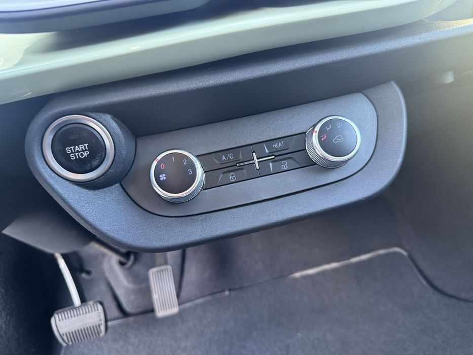 Xev yoyo B1  prawo jazdy kategoria 2023 FV microcar aixam l7e