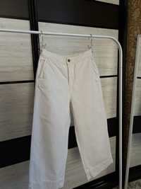 Білі джинси від “MONKI”