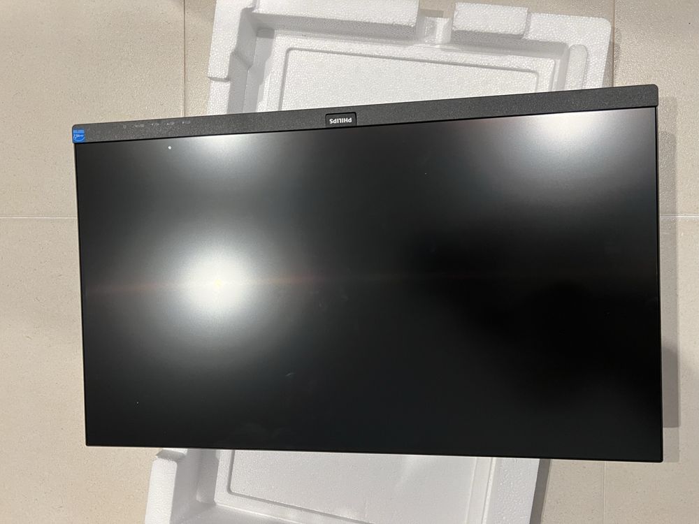 Monitor LCD novo em caixa
