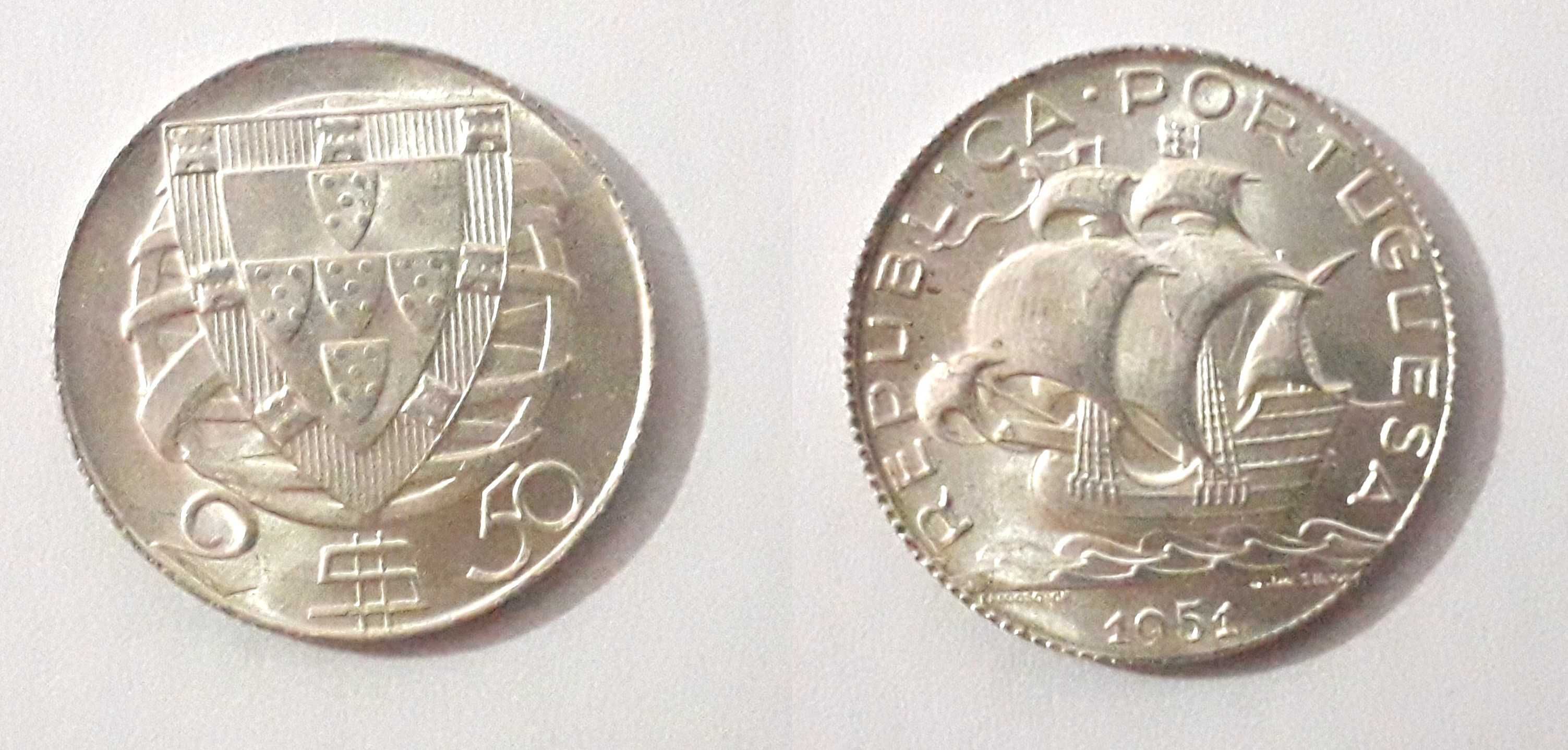 Moeda antiga de prata 50 Escudos IV Centenário de "Os Lusíadas" 1972