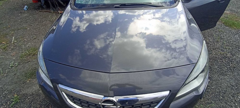 maska klapa silnika opel astra J lak 177