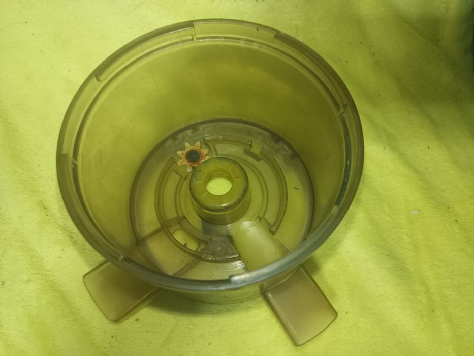 Соковитискач шнекова Zelmer 1500. Польща.