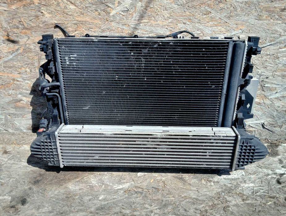 Панель передняя вентилятор, телевизор Range Rover Evoque L538 разборка