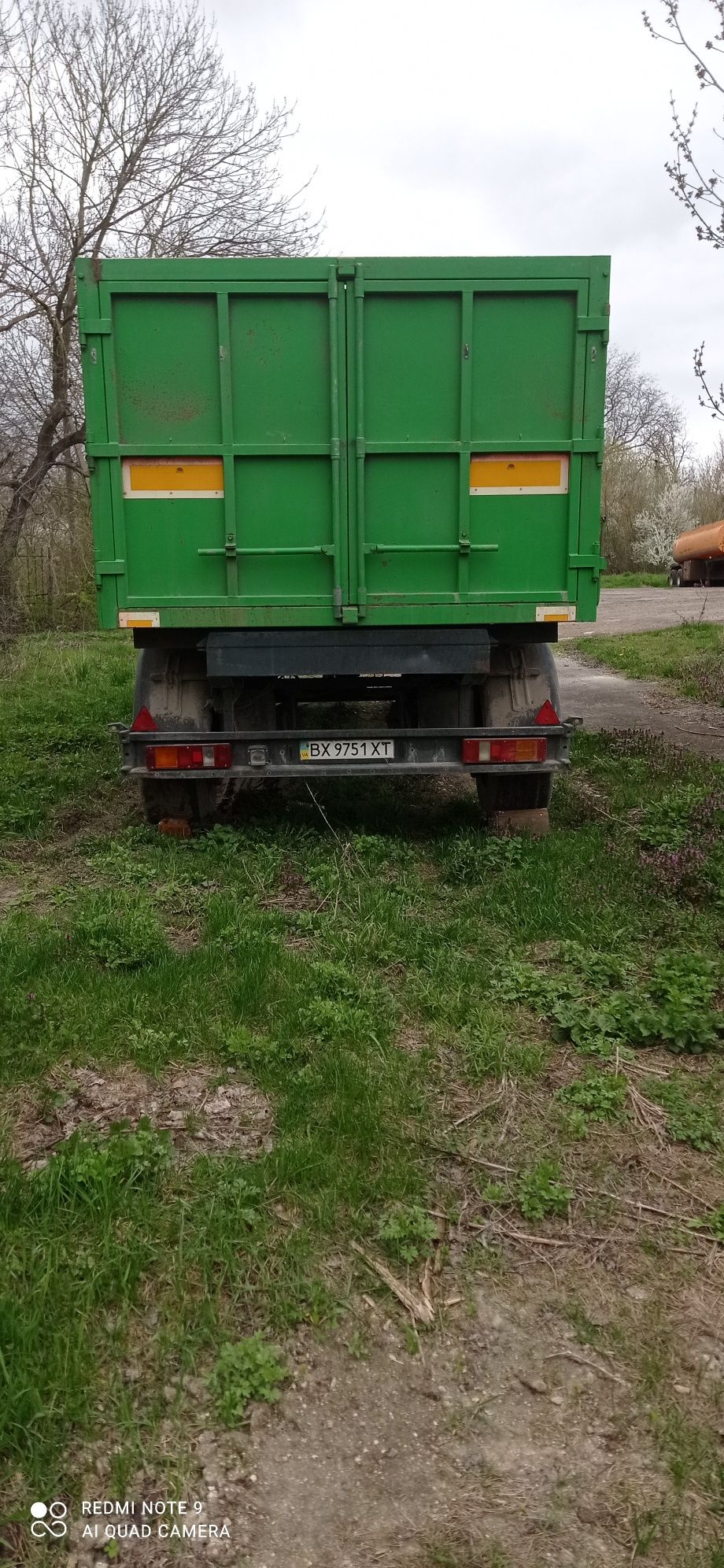 Продам причіп самоскид