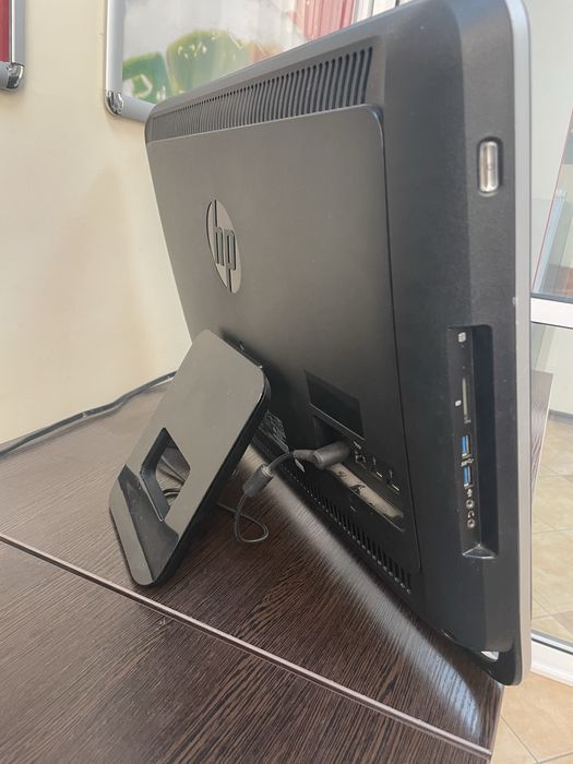 Моноблок HP Pavilion 23 all-in-one pc