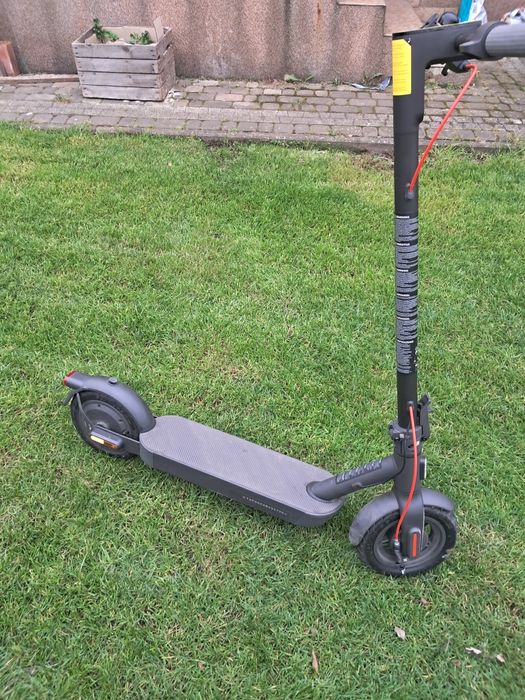 Hulajnoga elektryczna Xiamomi Scooter 4 Pro 2 Gen