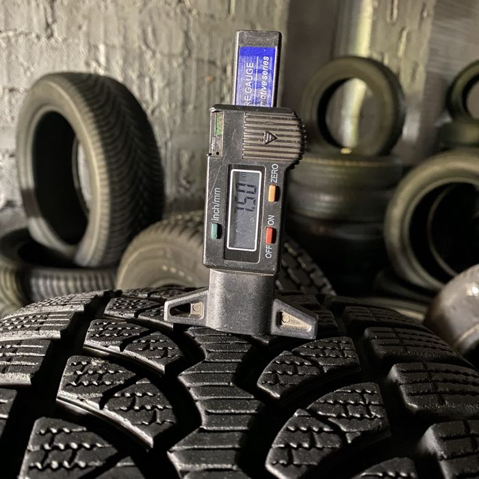 Шини 225/50/17 - 4шт Bridgestone Blizzak LM-32 зима