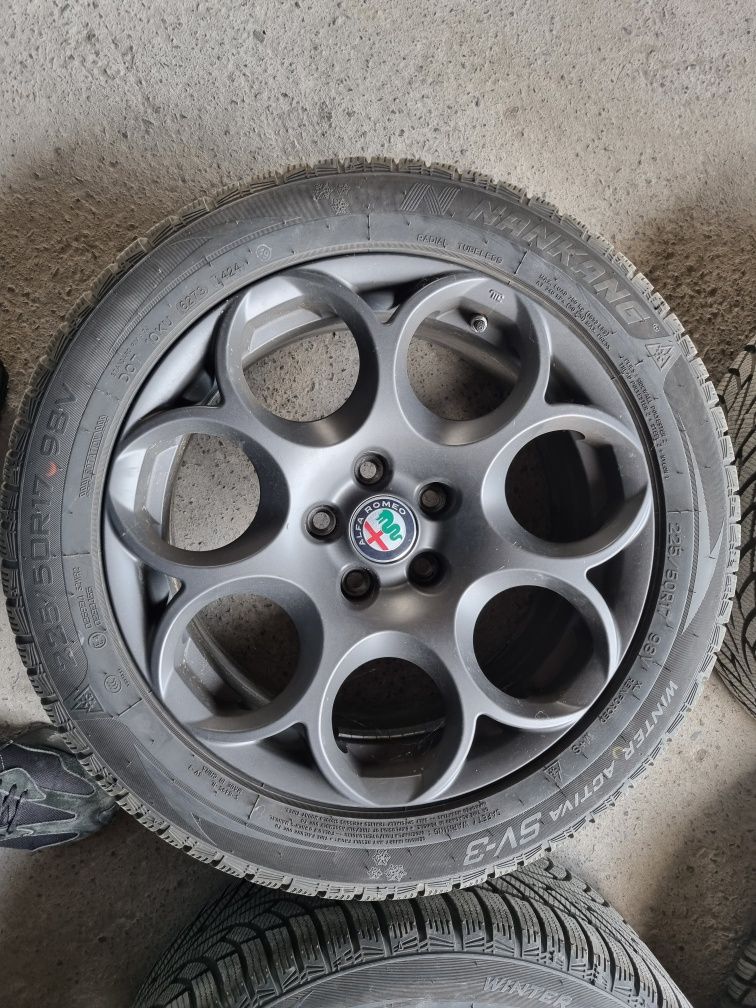 Koła Alfa Romeo Giulia 17 cali jak nowe opony 2024r