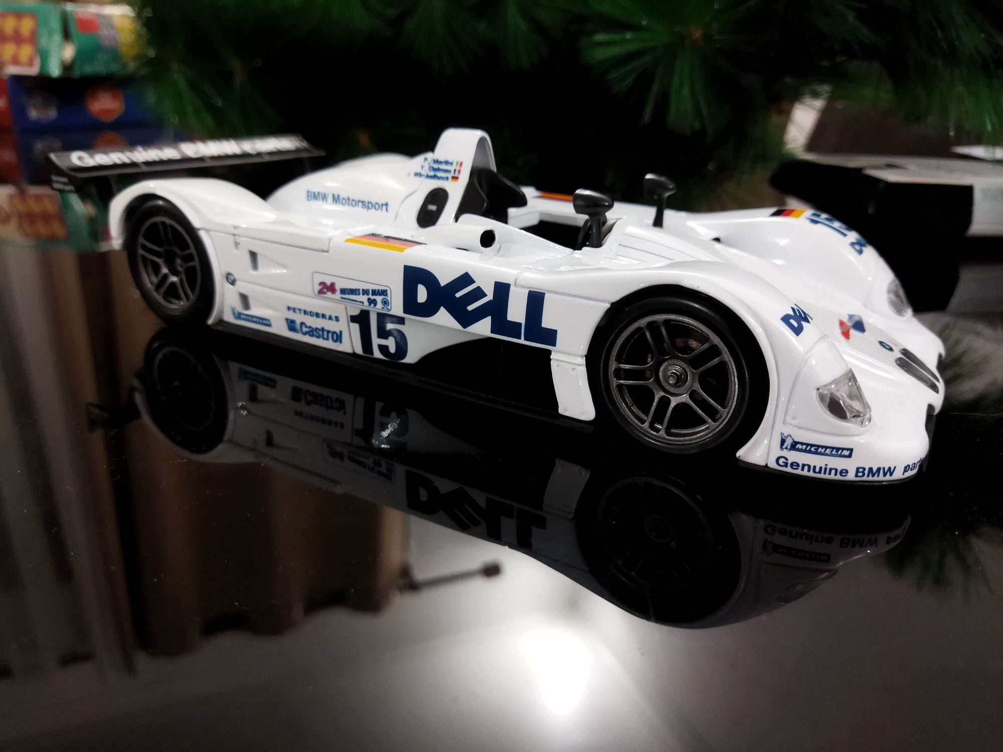 BMW V12 LMR escala 1/18