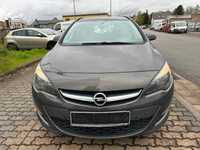 Opel Astra 1.4 turbo 140KM 2013 facelifting