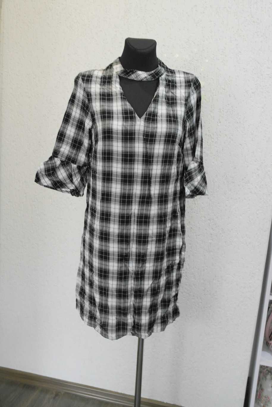 Sukienka w kratę czarno biała F&F 38