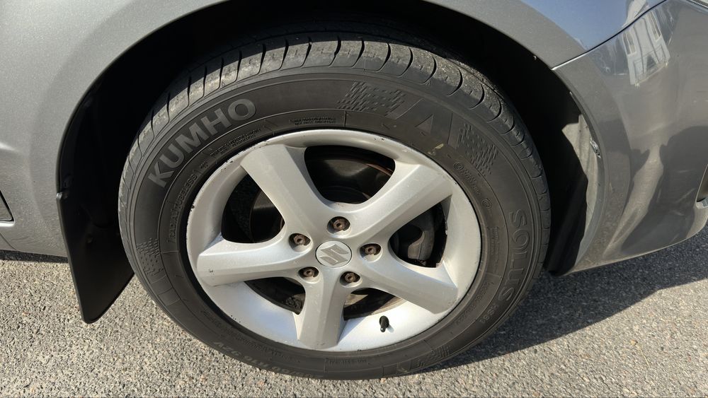 SUZUKI SX4 продаю свій автомобіль
