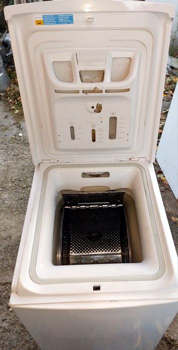 Продам вертикальную стиральную машину