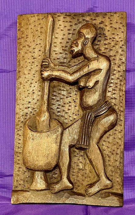 SZTUKA Afryki Płaskorzeźba Kobieta przy pracay