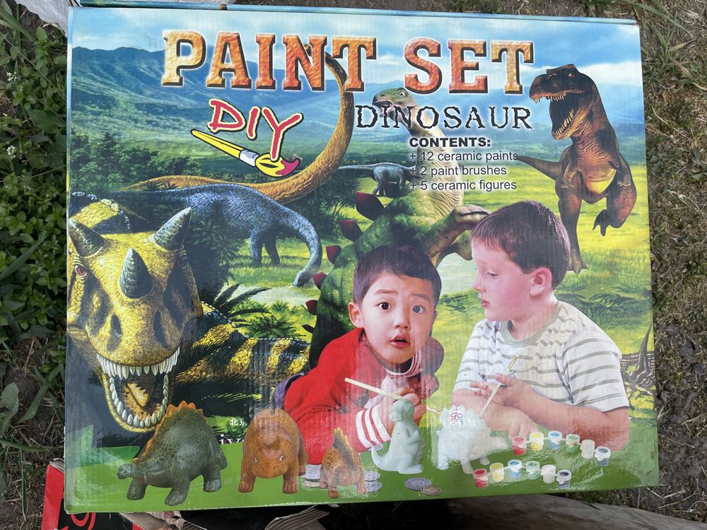 Скарбнички, Динозаври - розмальовки, копілки