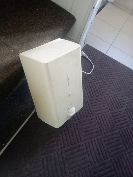 Нагрівач води міні бойлер