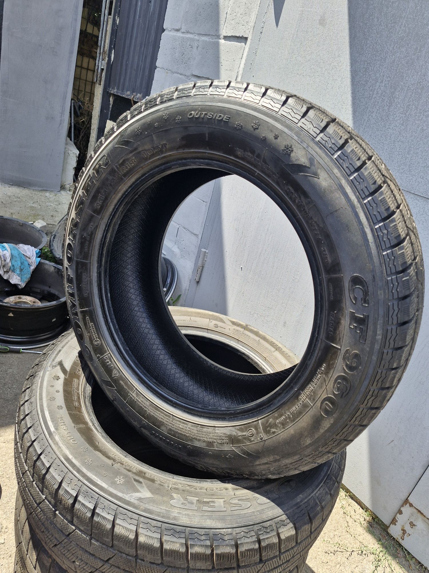 Резина r18 демісезон Omforser cf 960