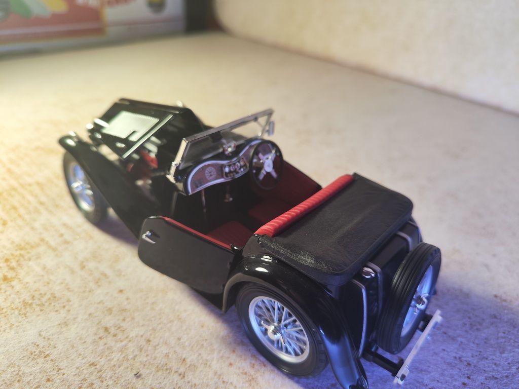 Mg Tg Midget 1947 roadsignature 1:18