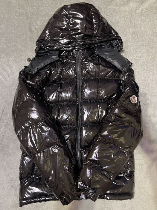 !Без передоплати! Курта moncler НФТ пробивається