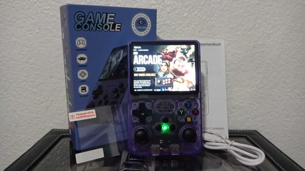 Consola Portátil Retrô R36 - Roxo - Nova!!
