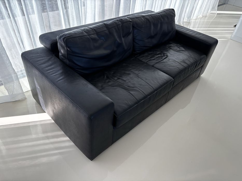 Sofá 3 Lugares em Pele Natural