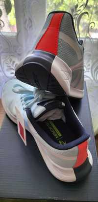 Sneakersy firmy Reebok.Nowe, rozmiar 38 i 1/2